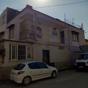 BAHÇELİEVLER MAHALLESİ SATILIK 2 KATLI MÜSTAKİL EV