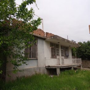 DEMETEVLER MAHALLESİ SATILIK TEK KATLI MÜSTAKİL EV