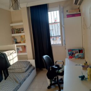 DEMETEVLER MAHALLESİ SATILIK 3 KATLI MÜSTAKİL EV