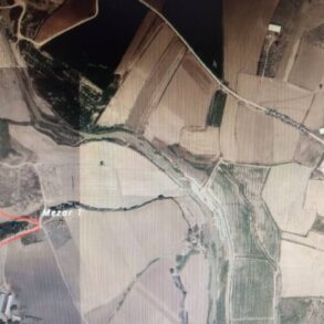 KARAİSALI DURAK KÖYÜ SATILIK TARLA