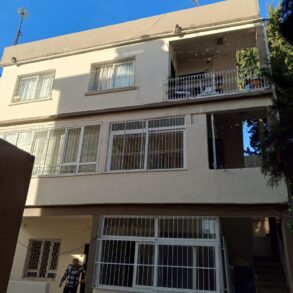 BAHÇELİEVLER MAHALLESİ SATILIK 3 KATLI MÜSTAKİLEV