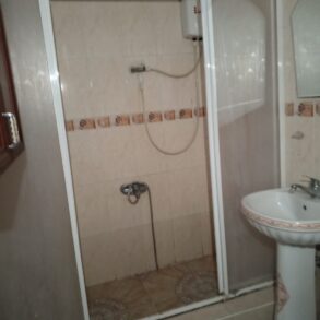 YEŞİLEVLER MAHALLESİ ÖZGÜR CADDESİ ÜZERİNDE SATILIK MÜSTAKİL EV