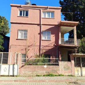 BAHÇELİ EVLER MAHALLESİ SATILIK  2,5 KATLI MÜSTAKİL EV