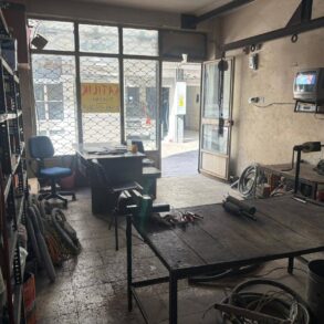 istiklal mahallesi kuruköprü caddesi 3 parsel işyeri  satılık