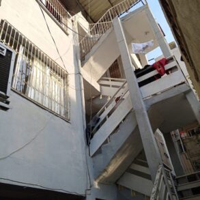 MEYDAN MAHALLESİ SATILIK 3, KATLI MÜSTAKİL EV