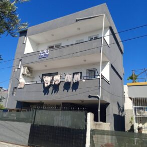 KÜÇÜKDİKİLİ SÖGÜTLÜ MAHALLESİ SATILIK 3 KATLI MÜSTAKİL EV