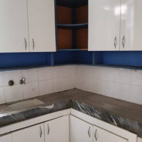 NARLICA MAHALLESİ CUMAPAZRI CİVARINDA SATILIK MÜSTAKİL EV 2,5 KAT